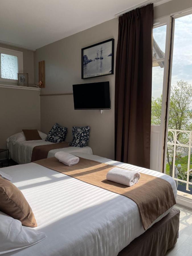 Logis Hotel- Restaurant Le Relais Guillaume De Normandy Saint-Valery-sur-Somme Exterior photo